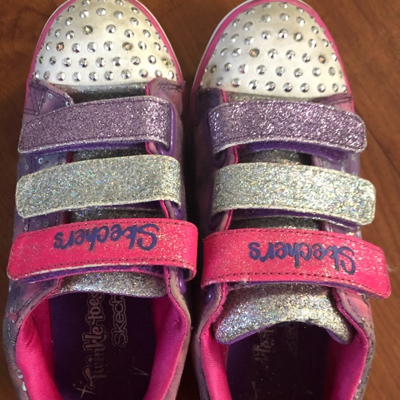 Light up Sketchers. Little girl size 13.5. - Picture 2 of 6